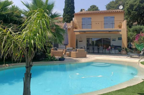 jolie villa avec vue mer